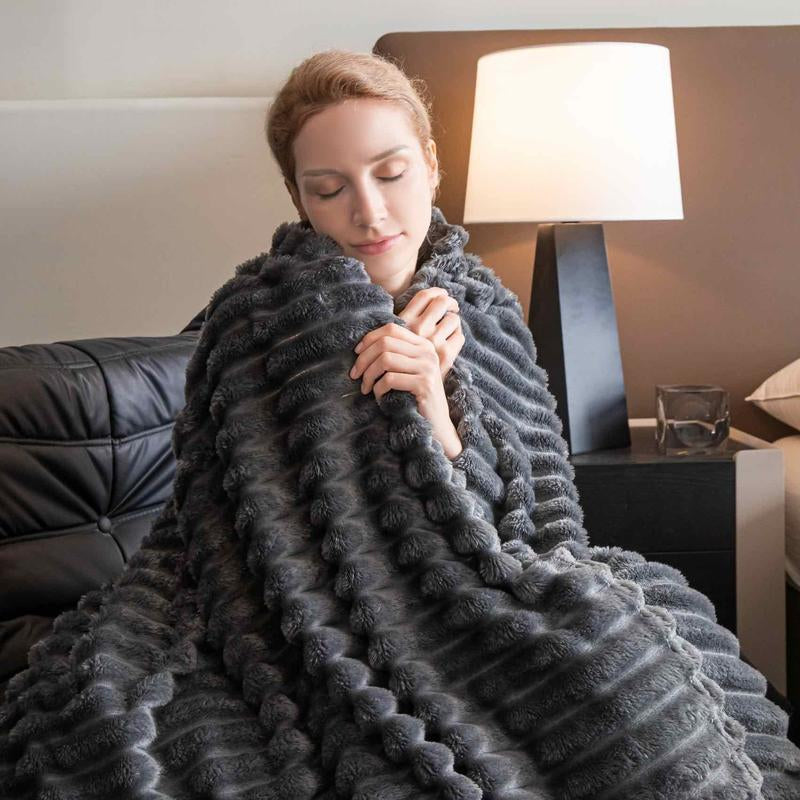 Lanrest Gentlesoft Cozy Plush Blanket – Ultra-Soft, Warm & Lightweight Striped Fleece Blanket for Bed & Couch, All-Season Home Decor Throw in Multiple US Sizes, Perfect for Relaxing Nights & Cozy Moments