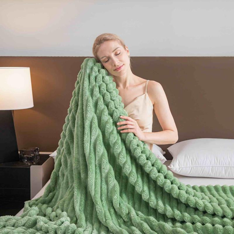 Lanrest Gentlesoft Cozy Plush Blanket – Ultra-Soft, Warm & Lightweight Striped Fleece Blanket for Bed & Couch, All-Season Home Decor Throw in Multiple US Sizes, Perfect for Relaxing Nights & Cozy Moments